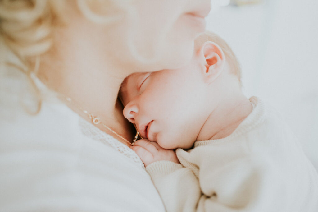 photographe naissance alsace strasbourg intimiste