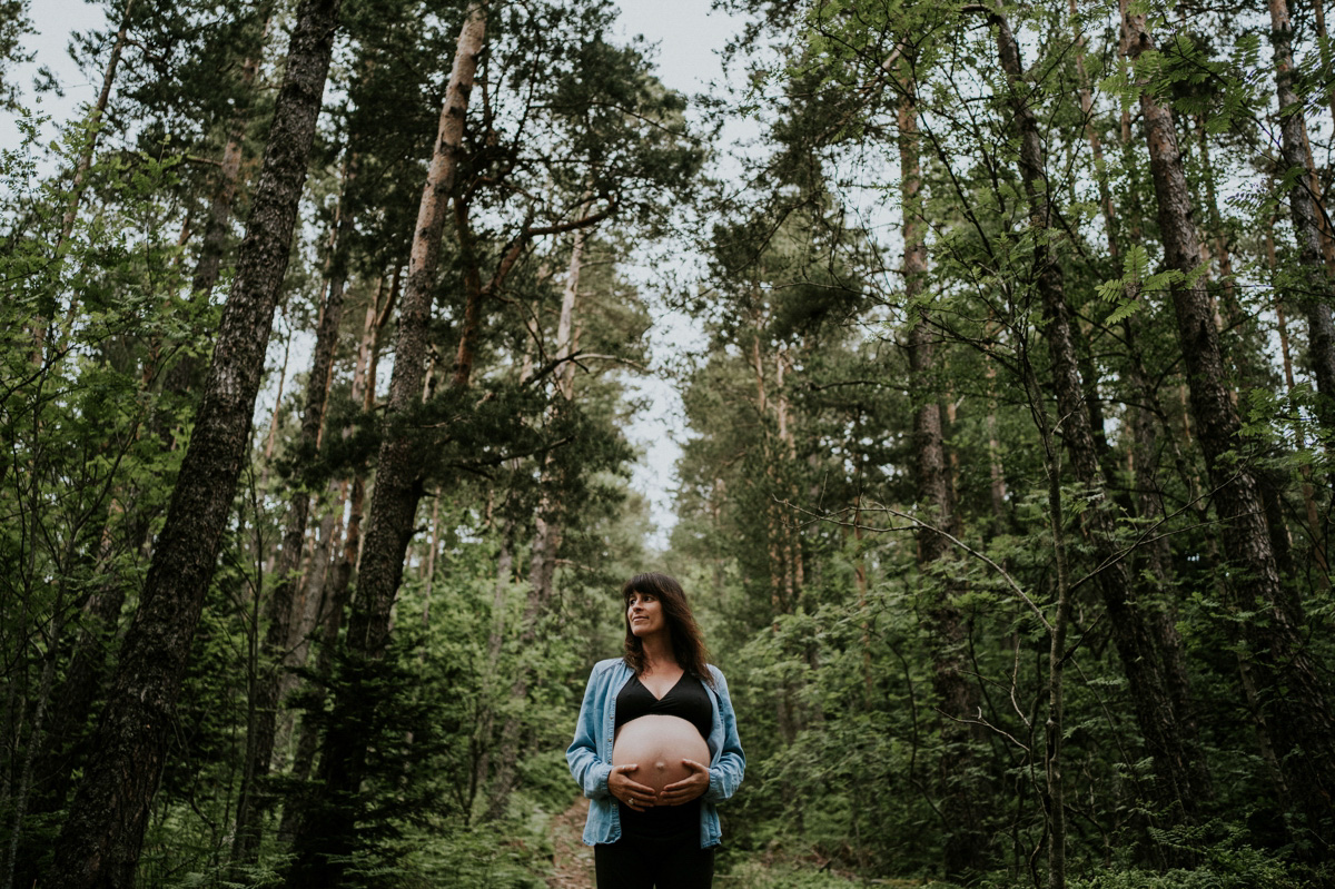 pregnancy photo session mountain