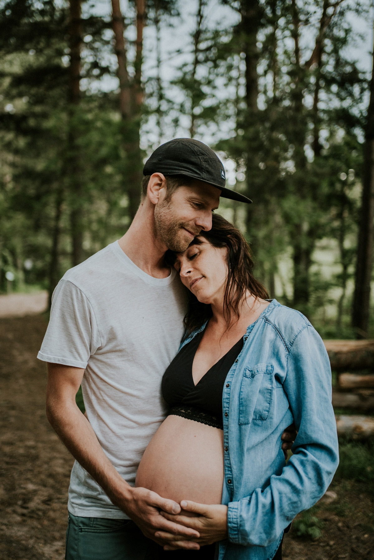 pregnancy photo session mountain