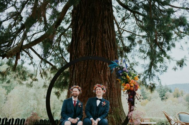 Photographe mariage gay Orangerie du Manoir France cérémonie émouvante