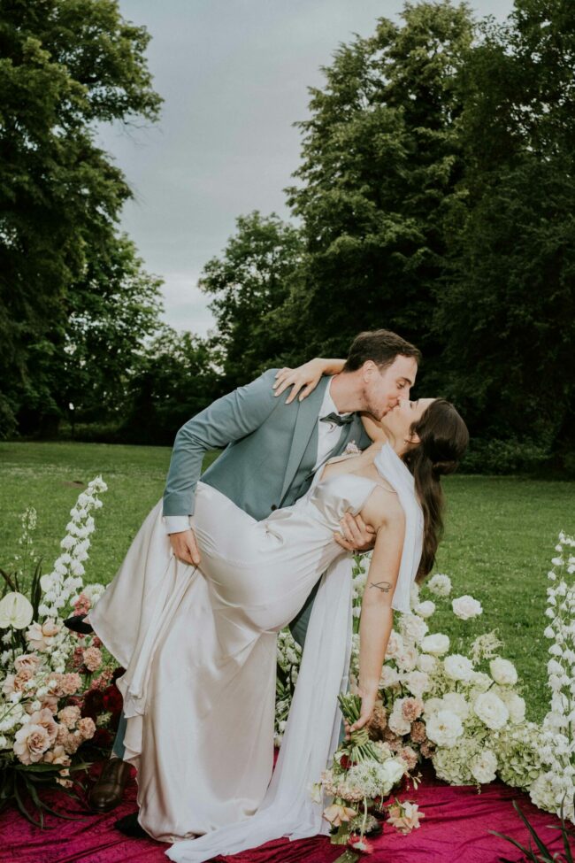 couple editorial wedding photographer chateau france